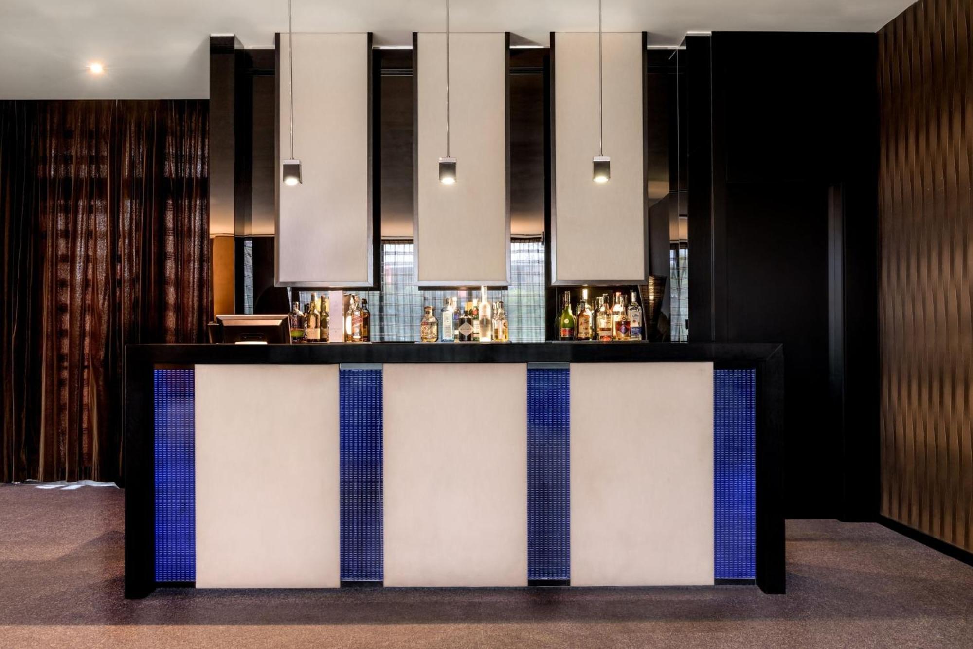Ac Hotel Brescia By Marriott Exteriör bild