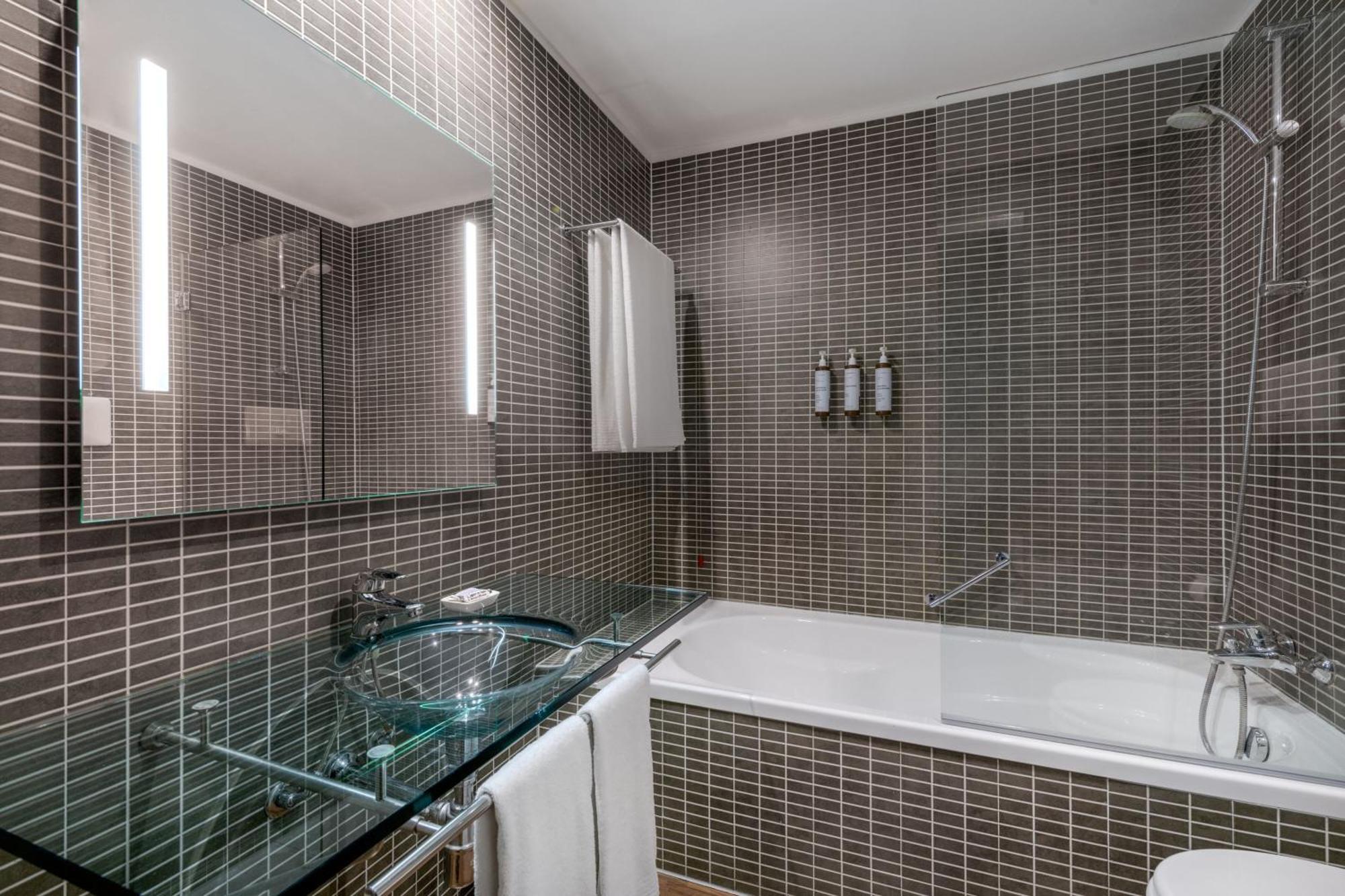 Ac Hotel Brescia By Marriott Exteriör bild